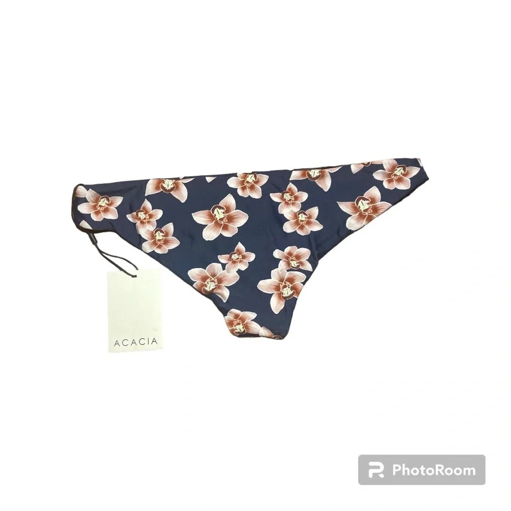 Indie Attire Strapless Bikini Top Made in Maui One of a kind - Picture 9 of 11